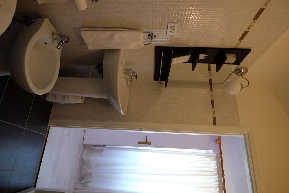 Hotel Pino Torinese Extérieur photo